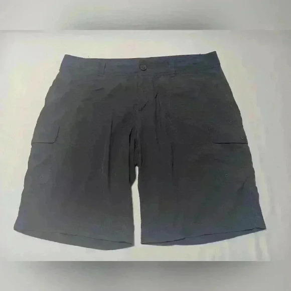 Columbia Omni Wick Cargo Shorts.  Ladies size 12 - Picture 1 of 8
